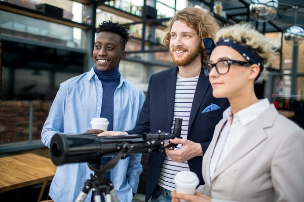 Quels sont les meilleurs spots pour observer les dauphins roses en Amazonie : périodes et conseils pratiques ?